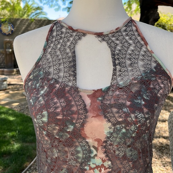 Anthropologie tank top - Picture 2 of 8